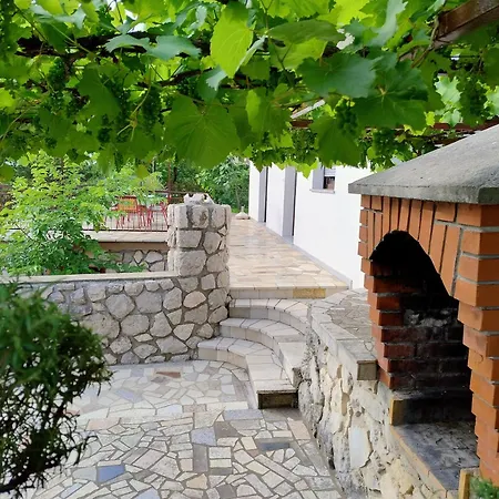 Tusek Apartment Jadranovo